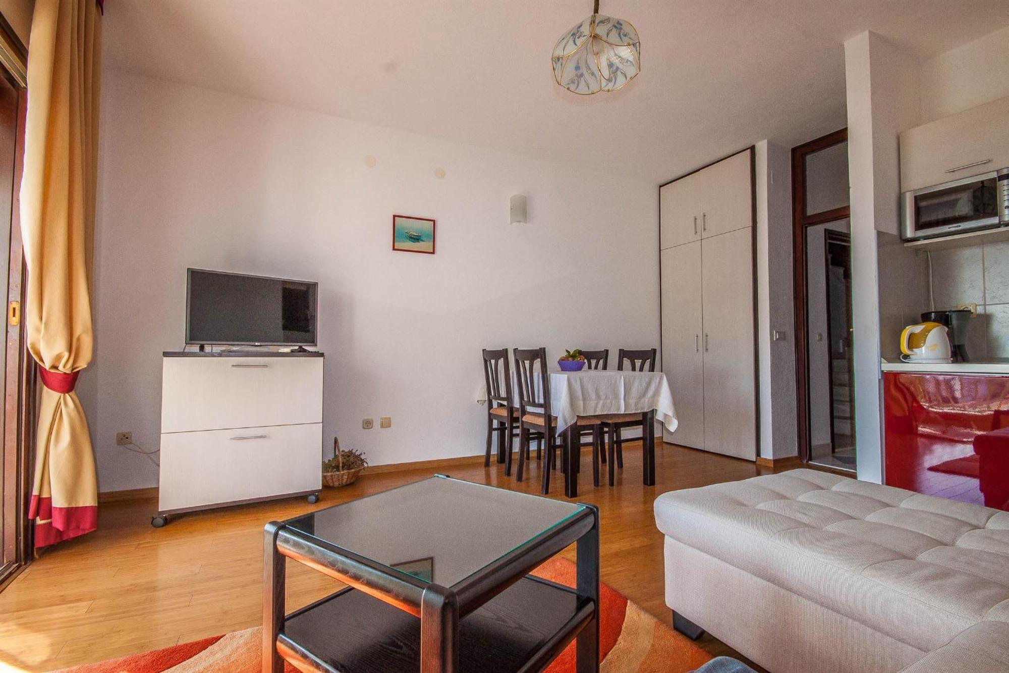 Apartments Rosanda Pakostane Bagian luar foto