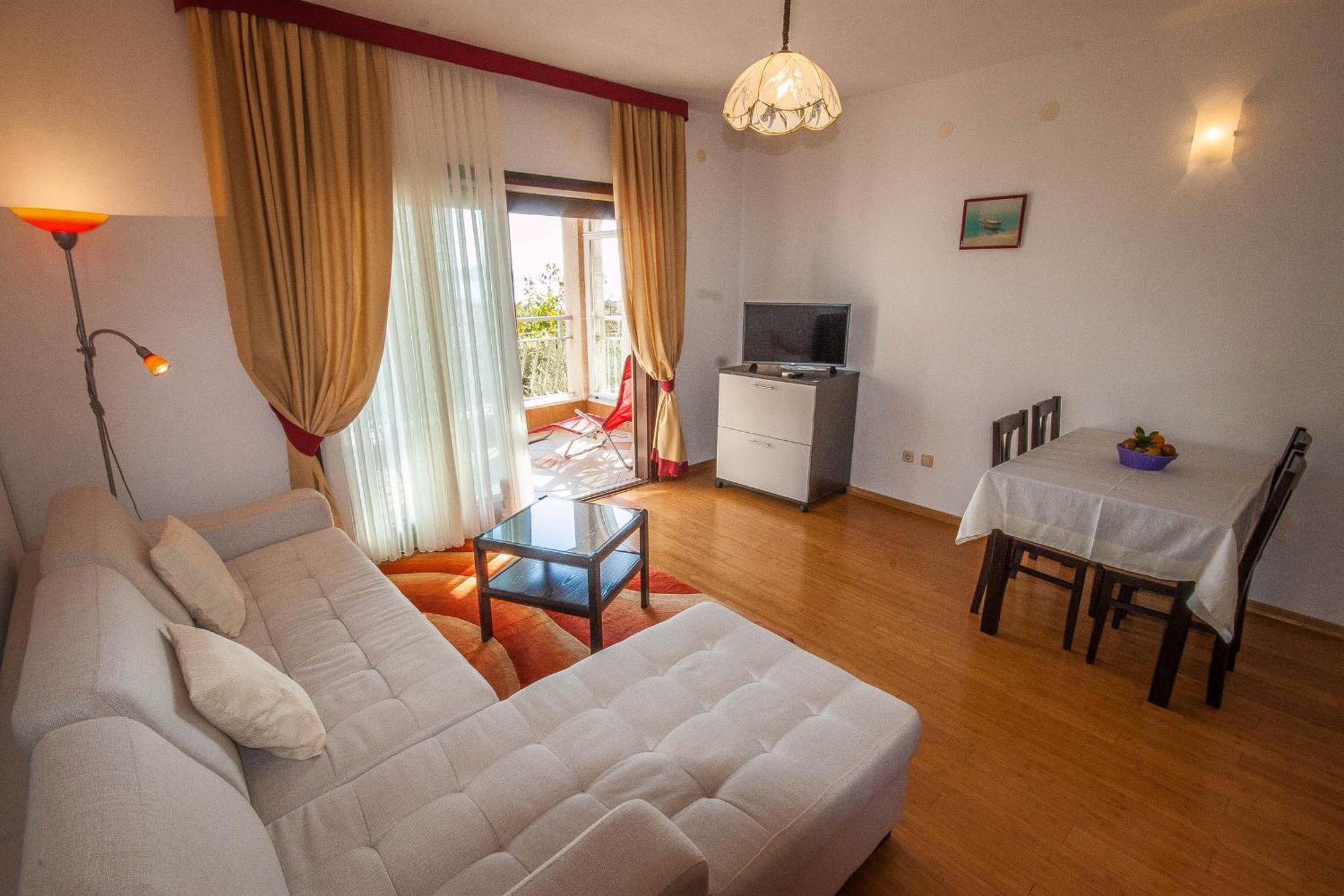 Apartments Rosanda Pakostane Bagian luar foto